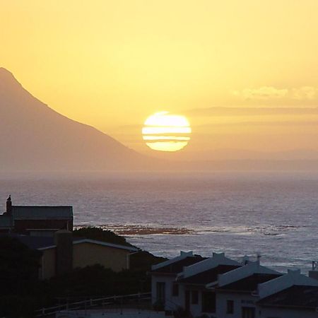 Jack'S Seaview Inn Bettyʼs Bay Exterior foto