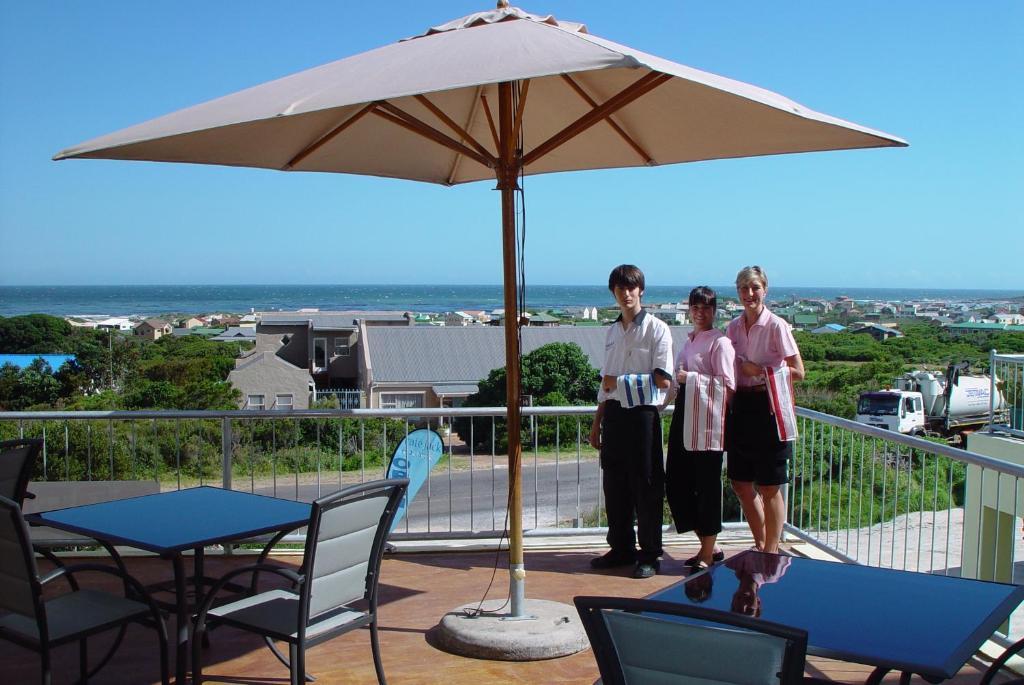 Jack'S Seaview Inn Bettyʼs Bay Exterior foto
